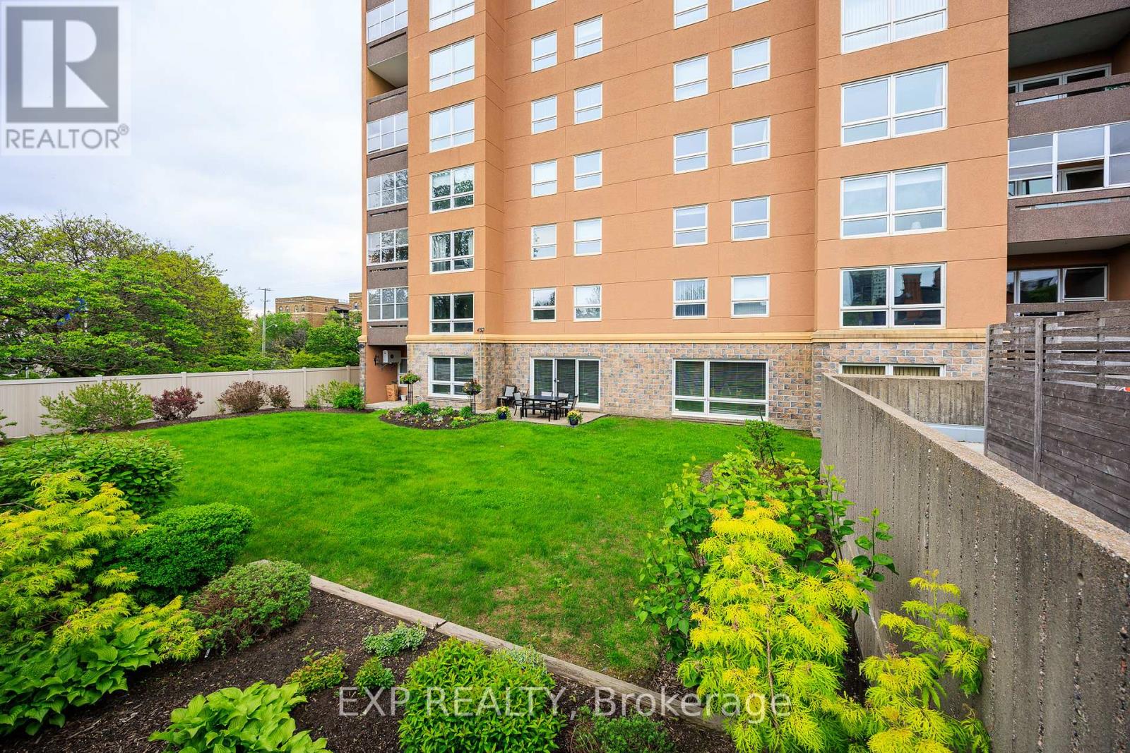 1003 - 373 Laurier Avenue E, Ottawa, Ontario  K1N 8X6 - Photo 44 - X12310325