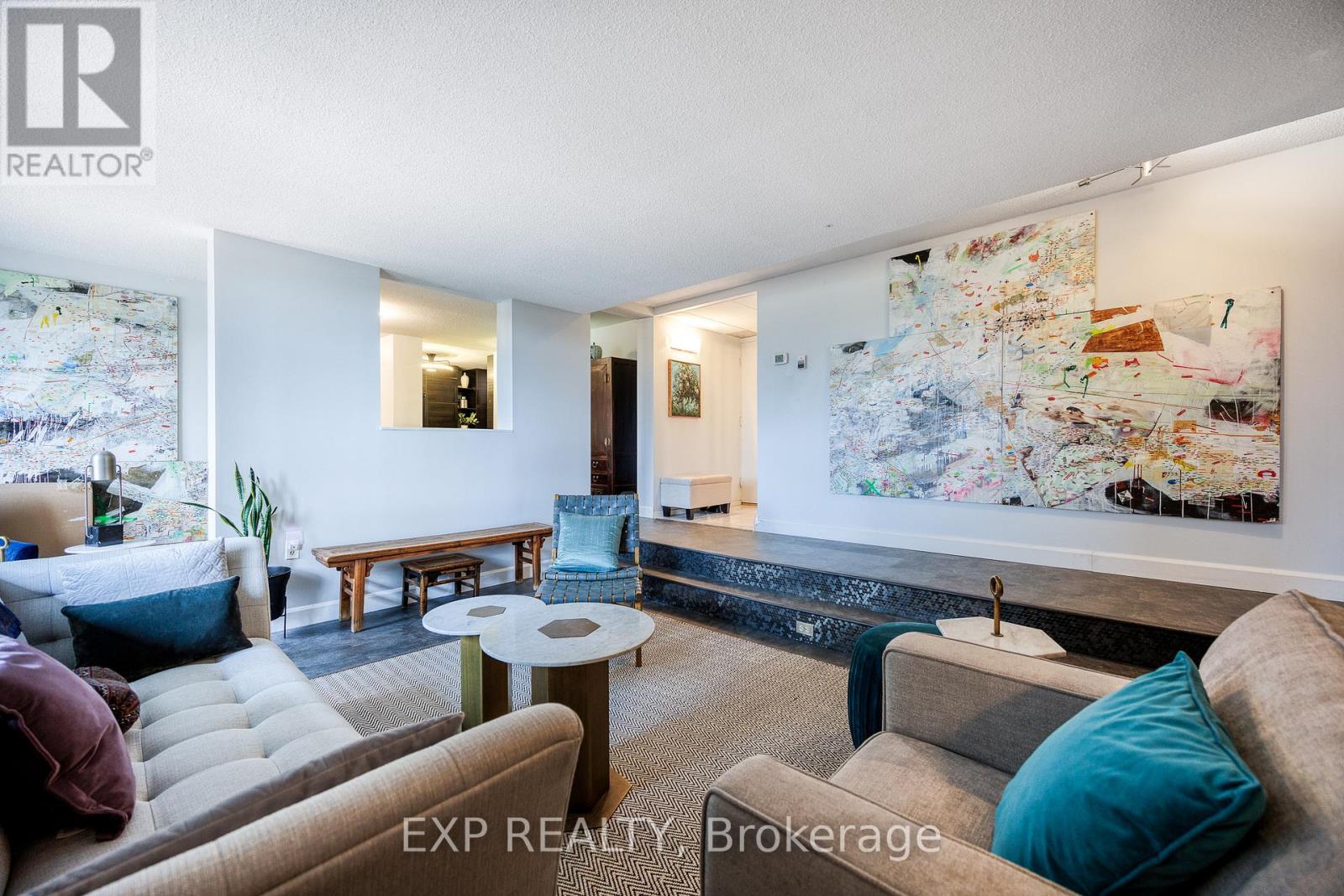 1003 - 373 Laurier Avenue E, Ottawa, Ontario  K1N 8X6 - Photo 6 - X12310325