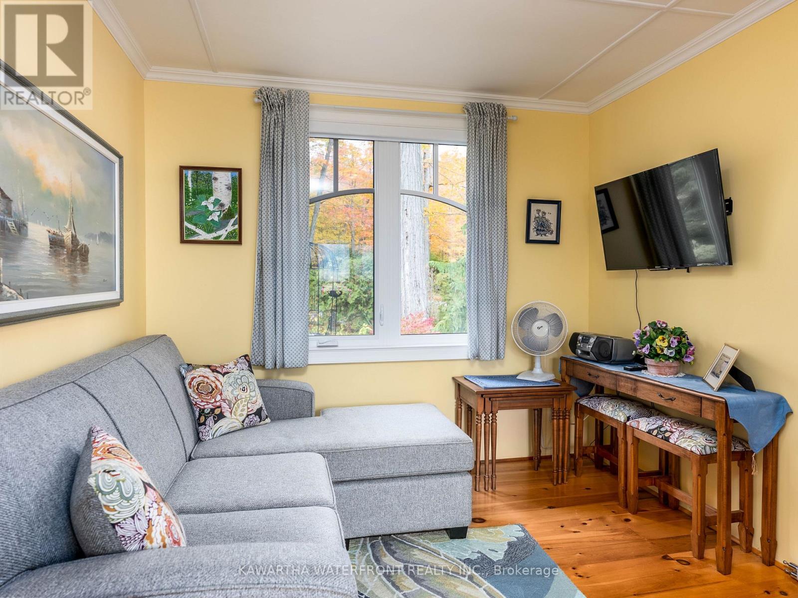 48 Maple Avenue, Kawartha Lakes, Ontario K0M 2B0 - Photo 32 - X12601214