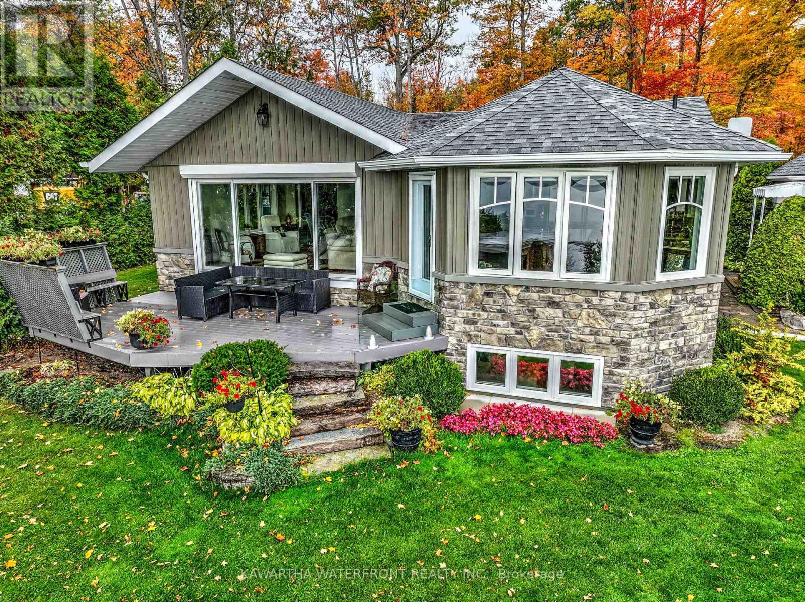 48 Maple Avenue, Kawartha Lakes, Ontario K0M 2B0 - Photo 36 - X12601214