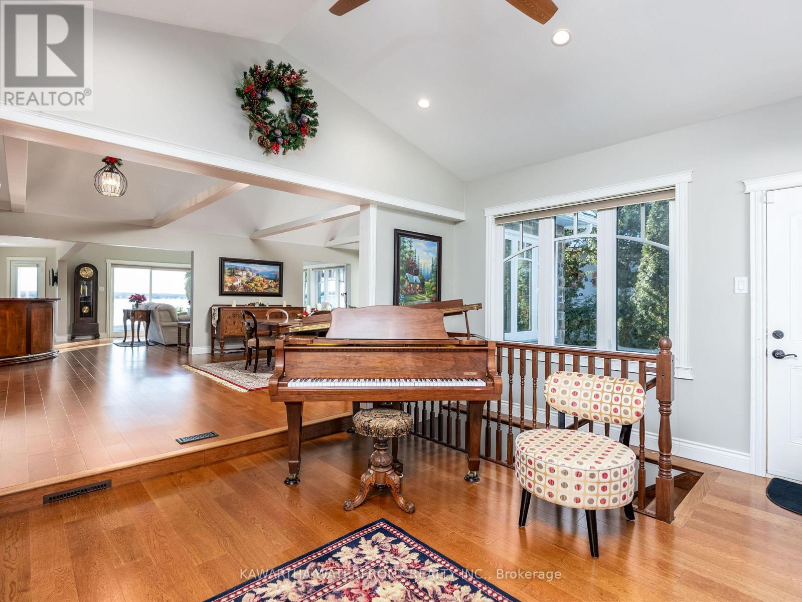 48 Maple Avenue, Kawartha Lakes, Ontario K0M 2B0 - Photo 8 - X12601214