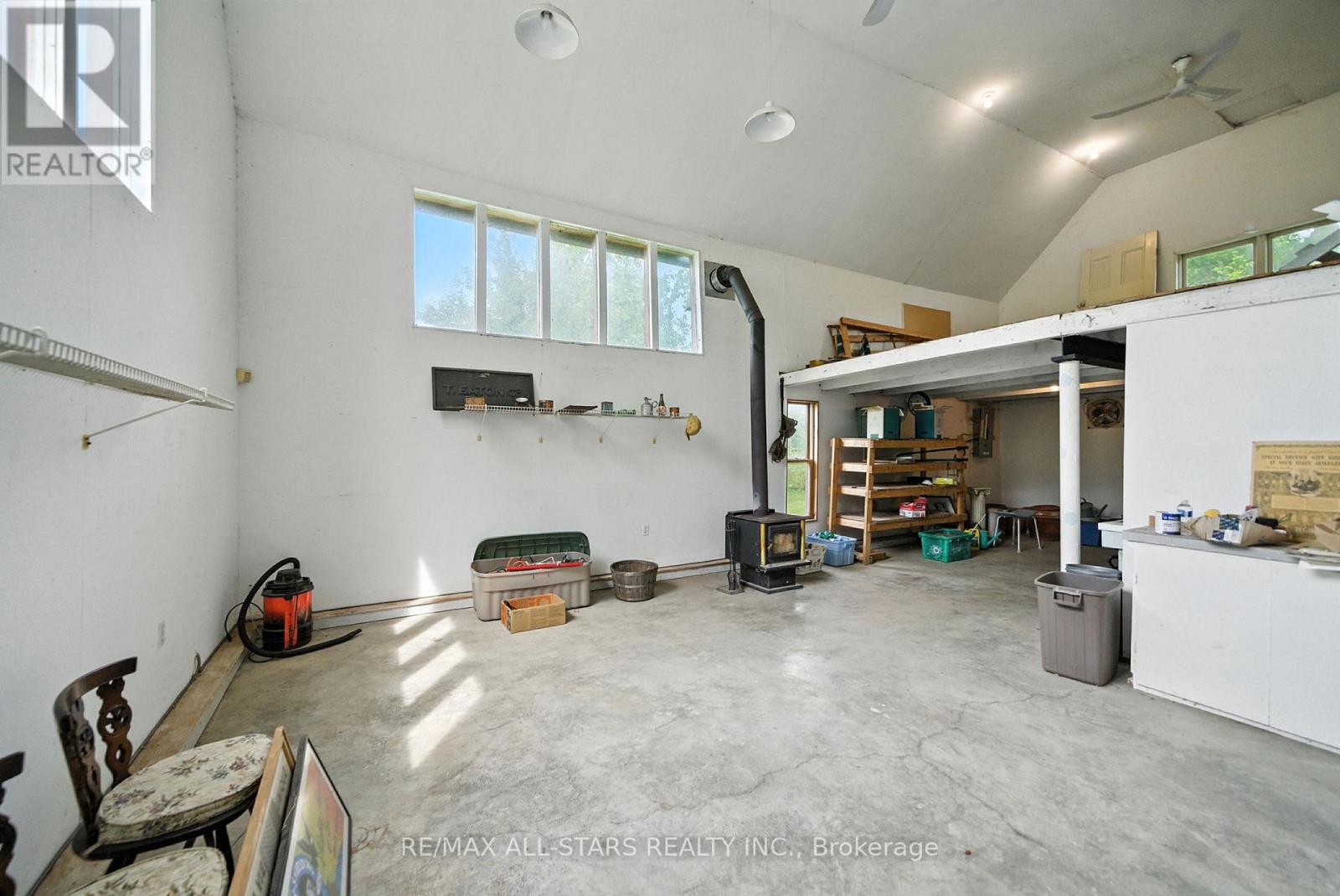 10987 Simcoe Street, Kawartha Lakes, Ontario  L0C 1H0 - Photo 18 - X12601266