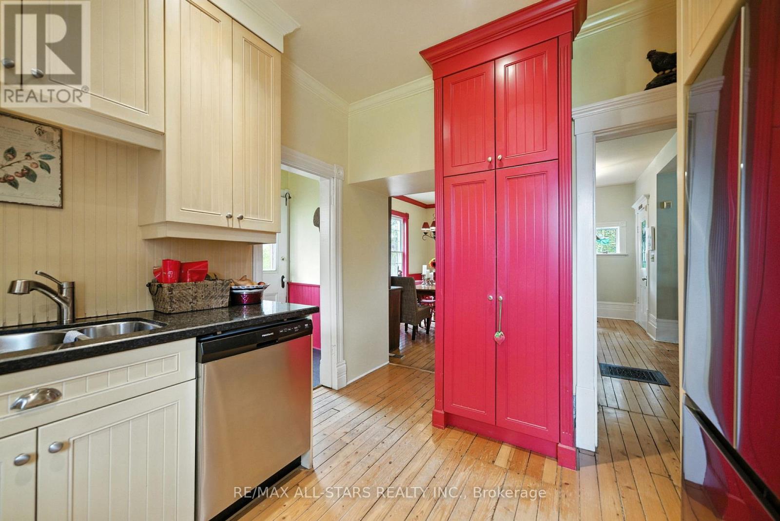 10987 Simcoe Street, Kawartha Lakes, Ontario  L0C 1H0 - Photo 8 - X12601266