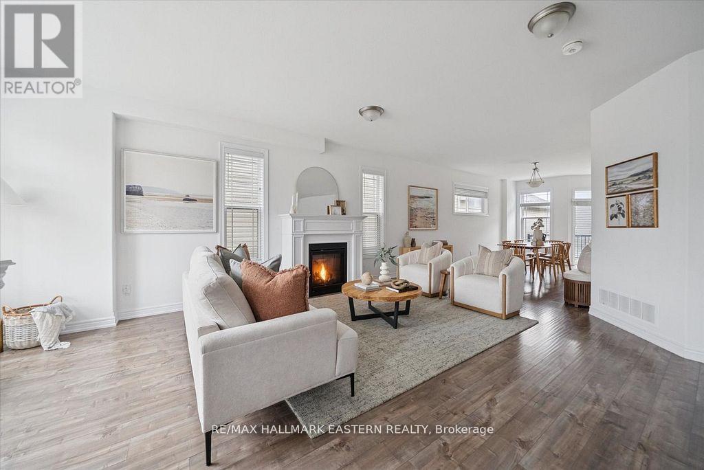 56 Flitton Avenue, Peterborough, Ontario  K9H 0G5 - Photo 4 - X12601340