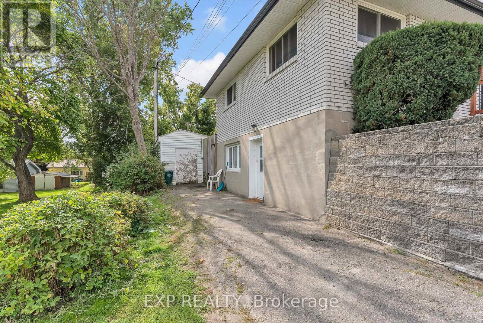 11 Concession Road, Quinte West, Ontario K0K 2C0 - Photo 22 - X12601344