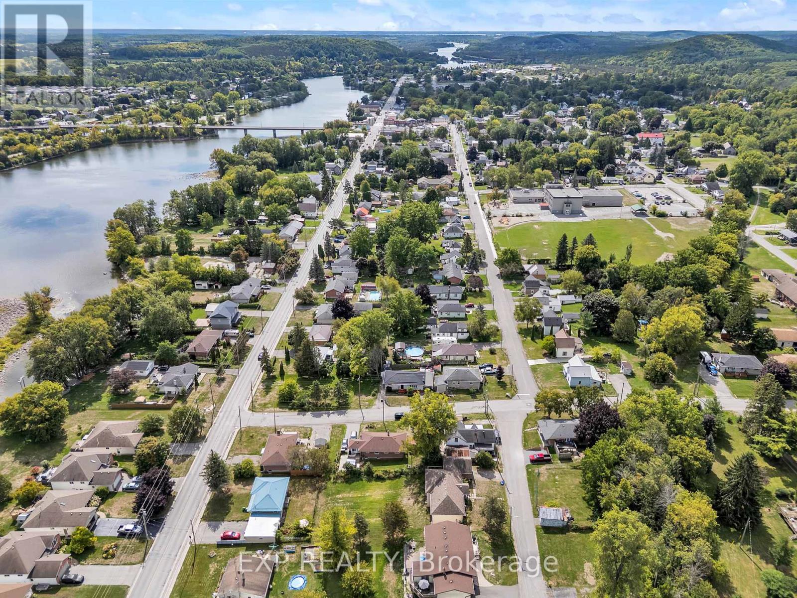 11 Concession Road, Quinte West, Ontario K0K 2C0 - Photo 38 - X12601344