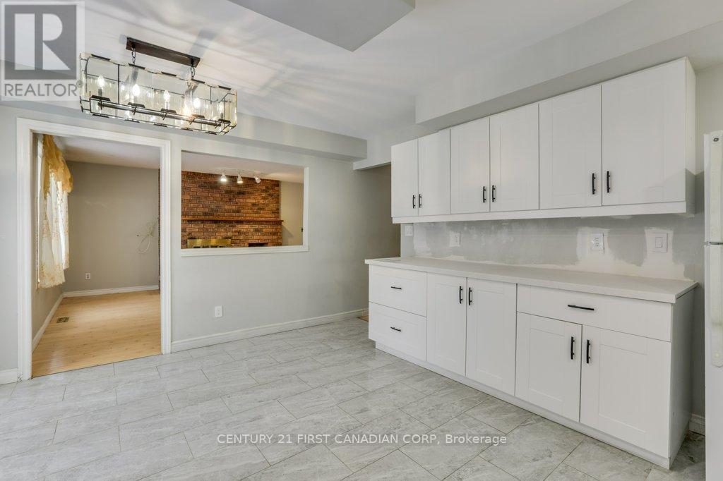 14 Donnybrook Road, London North, Ontario  N5X 3C8 - Photo 15 - X12601226