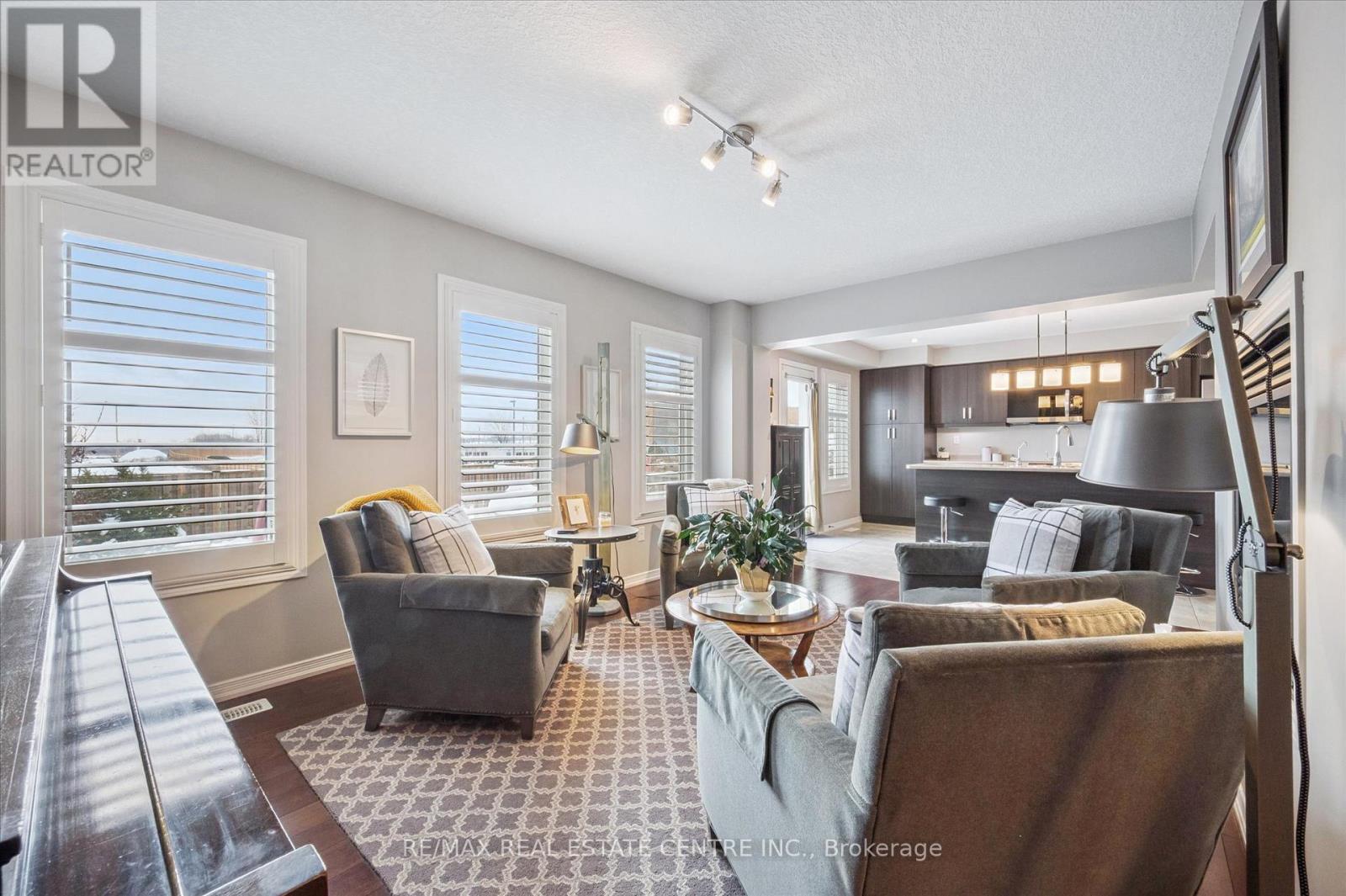 169 Starlight Avenue, Woolwich, Ontario  N0B 1M0 - Photo 11 - X12601064