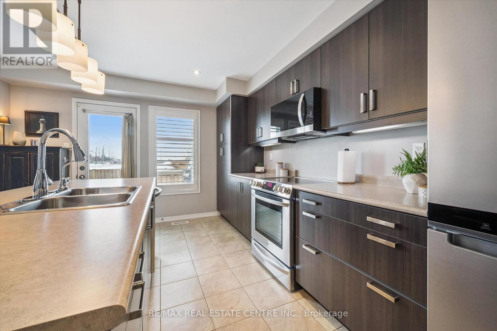 169 Starlight Avenue, Woolwich, Ontario  N0B 1M0 - Photo 15 - X12601064