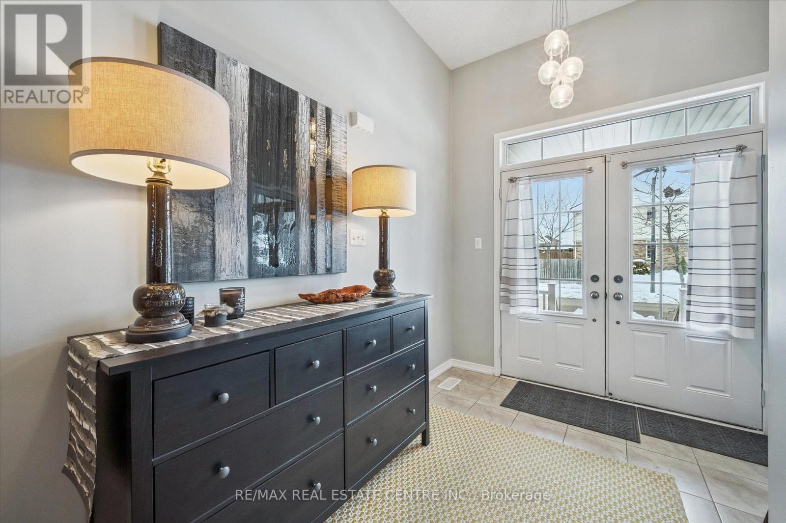 169 Starlight Avenue, Woolwich, Ontario  N0B 1M0 - Photo 5 - X12601064