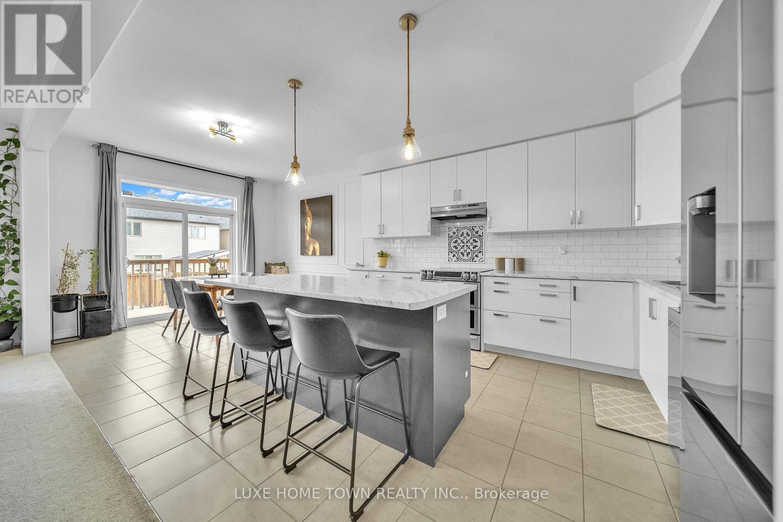 26 Gibbs Way, Centre Wellington, Ontario N1M 0G7 - Photo 13 - X12601068