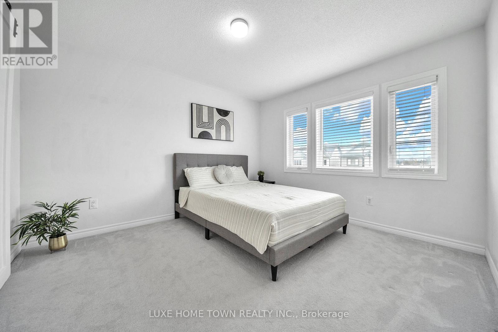 26 Gibbs Way, Centre Wellington, Ontario N1M 0G7 - Photo 25 - X12601068