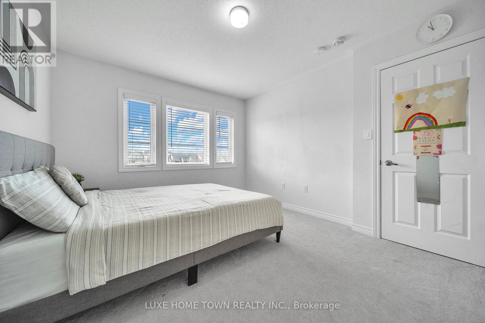 26 Gibbs Way, Centre Wellington, Ontario N1M 0G7 - Photo 26 - X12601068