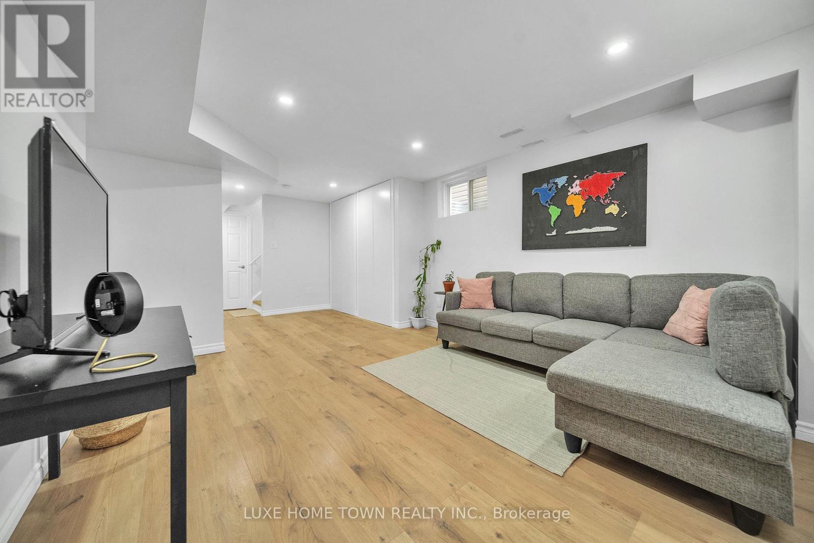 26 Gibbs Way, Centre Wellington, Ontario N1M 0G7 - Photo 31 - X12601068