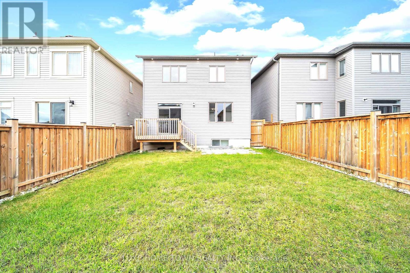 26 Gibbs Way, Centre Wellington, Ontario N1M 0G7 - Photo 37 - X12601068