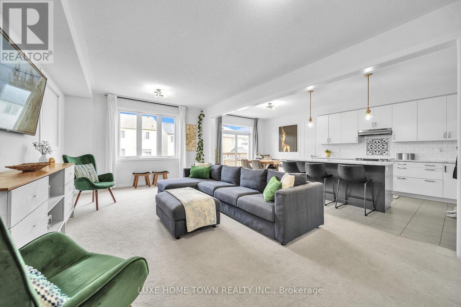 26 Gibbs Way, Centre Wellington, Ontario N1M 0G7 - Photo 8 - X12601068