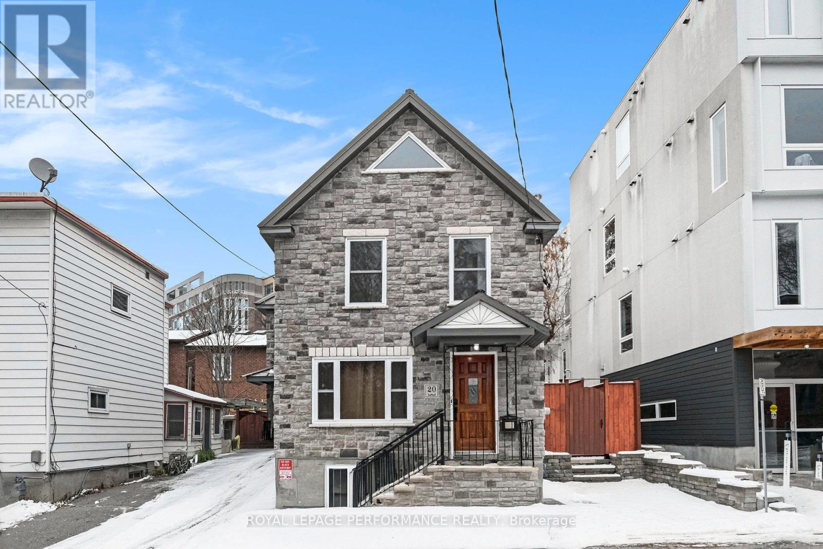 20 PERKINS STREET, Ottawa, Ontario