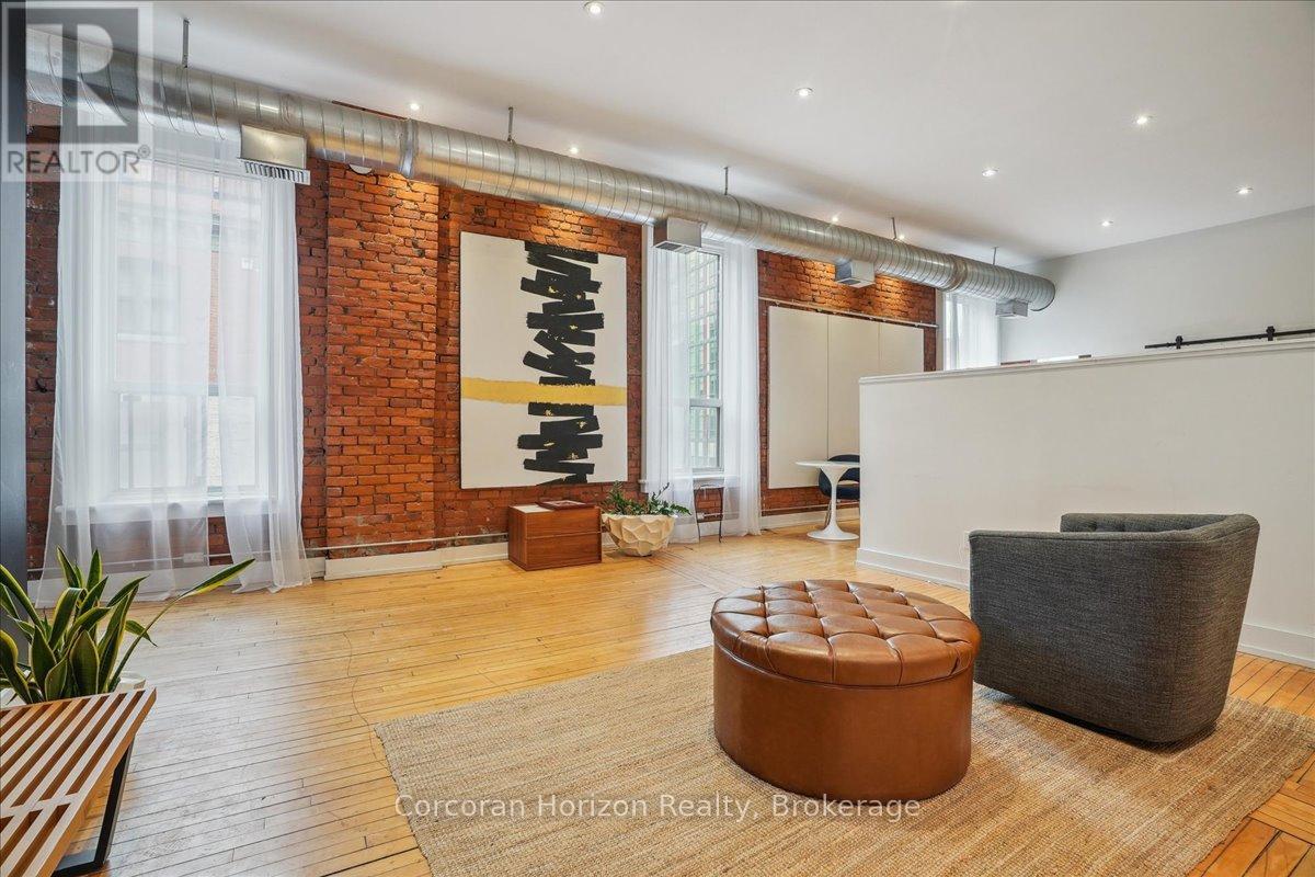 200 - 41 King William Street, Hamilton (Beasley), Ontario  L8R 1A2 - Photo 18 - X12601178