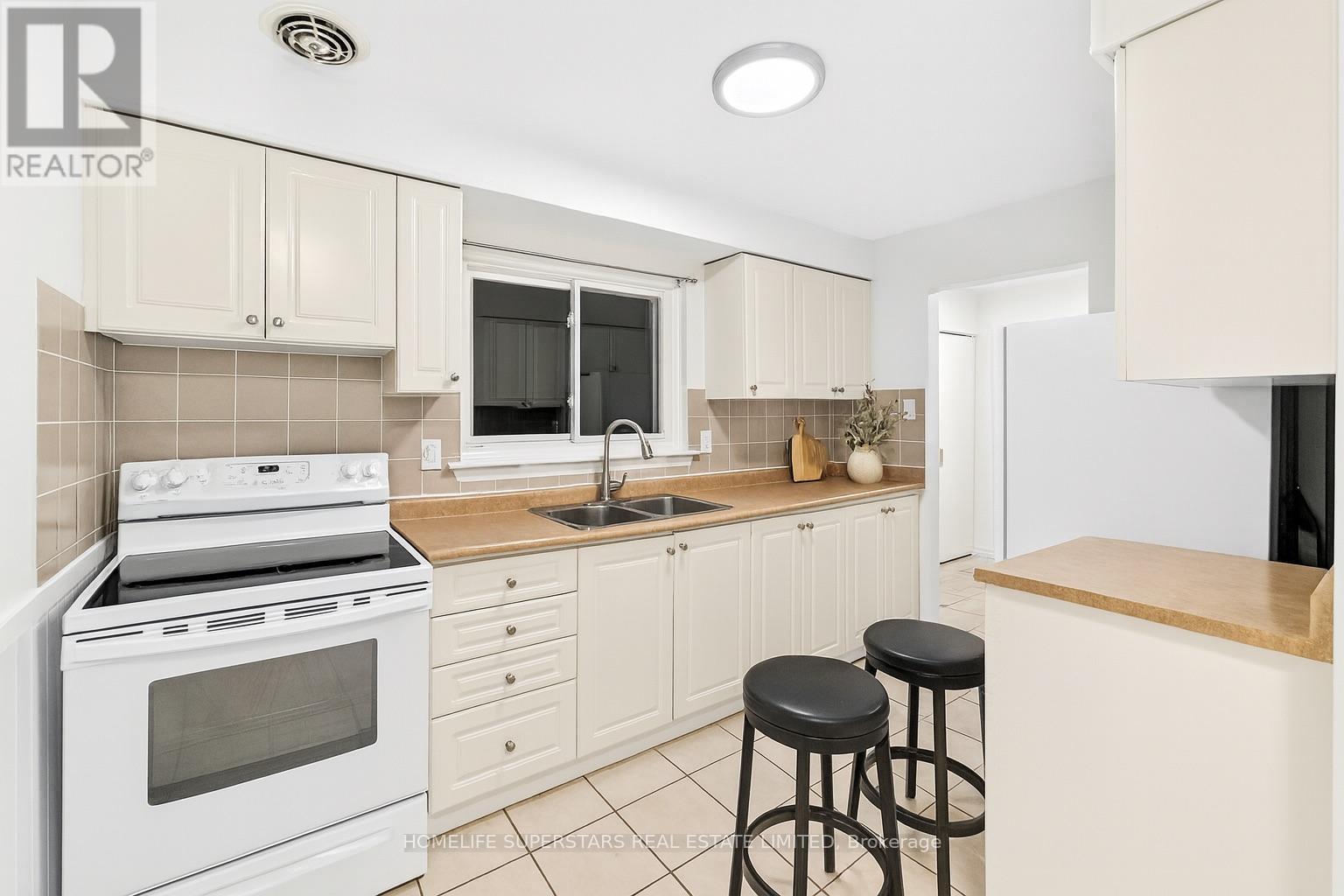 77 - 1235 Radom Street, Pickering, Ontario L1W 1J3 - Photo 7 - E12550754