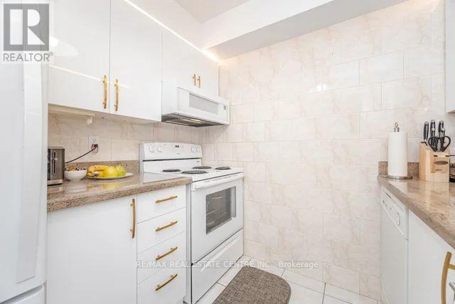 1104 - 3 Hickory Tree Road, Toronto, Ontario M9N 3W5 - Photo 15 - W12600924