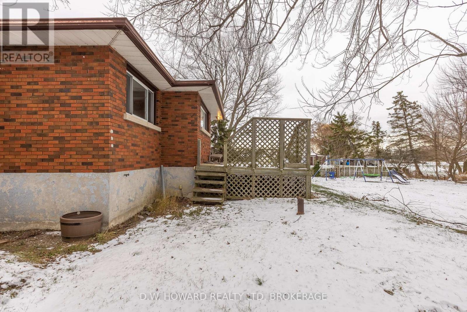 877 Killaly Street E, Port Colborne, Ontario  L3K 5V3 - Photo 30 - X12601168