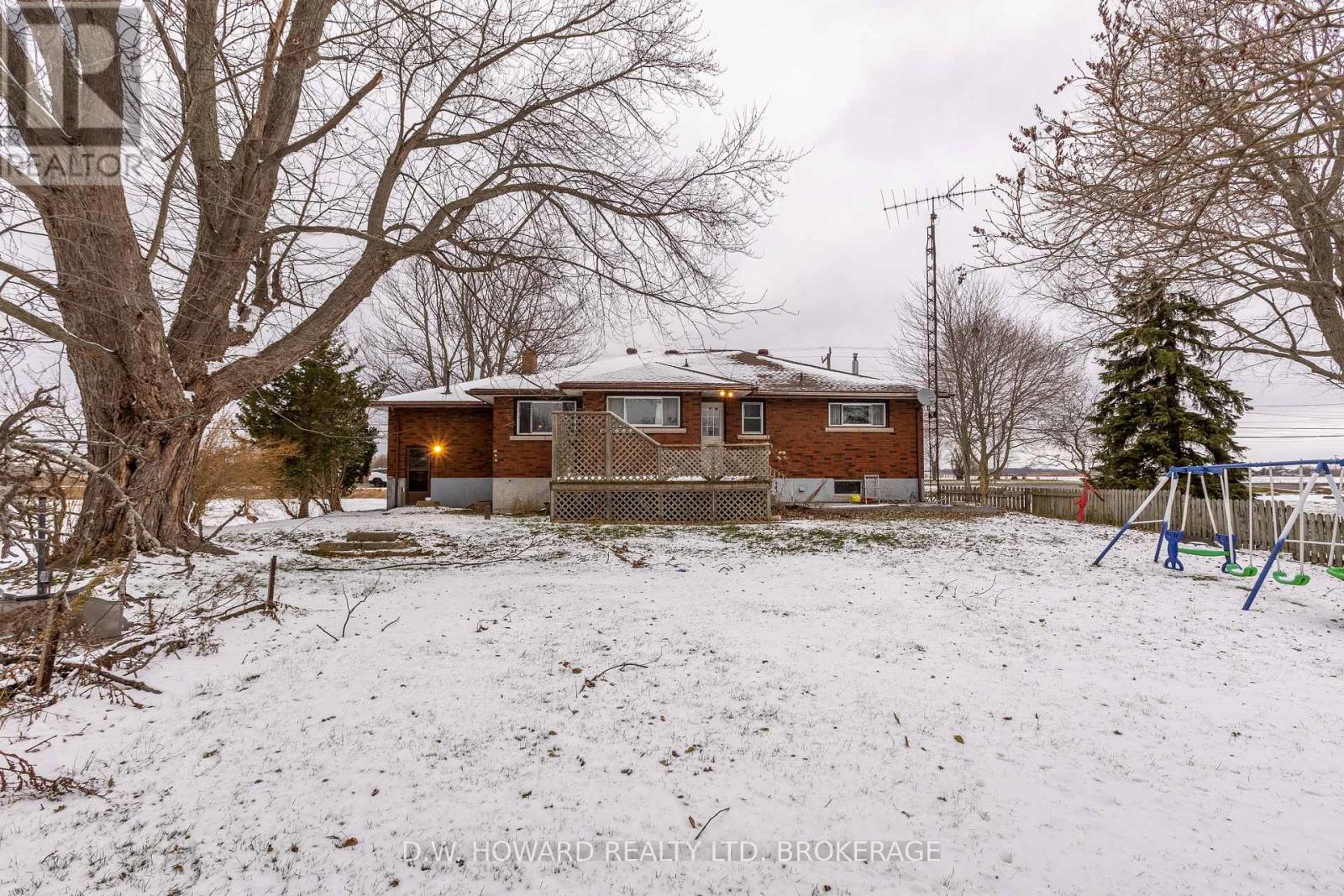 877 Killaly Street E, Port Colborne, Ontario  L3K 5V3 - Photo 31 - X12601168