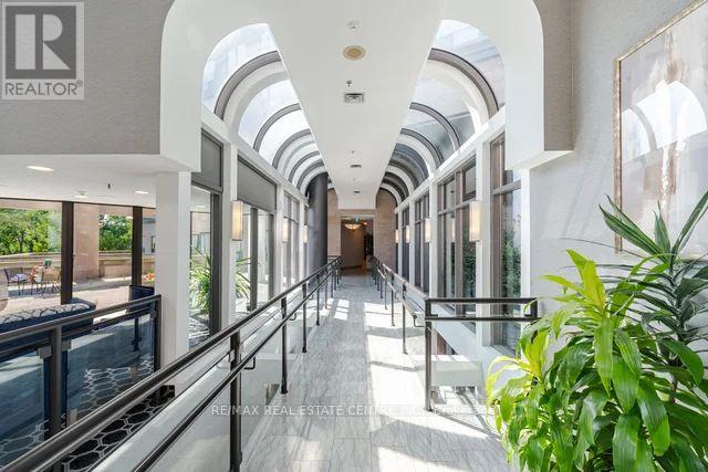 1104 - 3 Hickory Tree Road, Toronto, Ontario M9N 3W5 - Photo 5 - W12600924