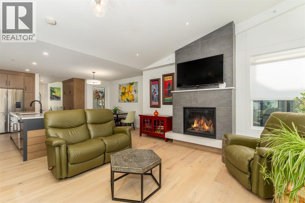 283c Three Sisters Drive, Canmore, Alberta  T1W 2M5 - Photo 6 - A2252887