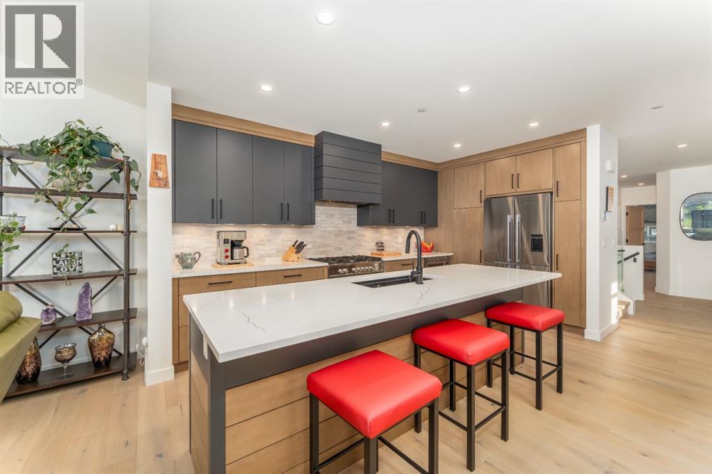 283c Three Sisters Drive, Canmore, Alberta  T1W 2M5 - Photo 13 - A2252887