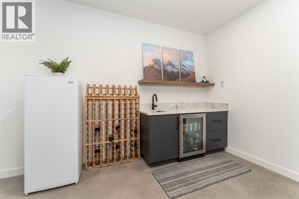 283c Three Sisters Drive, Canmore, Alberta  T1W 2M5 - Photo 30 - A2252887