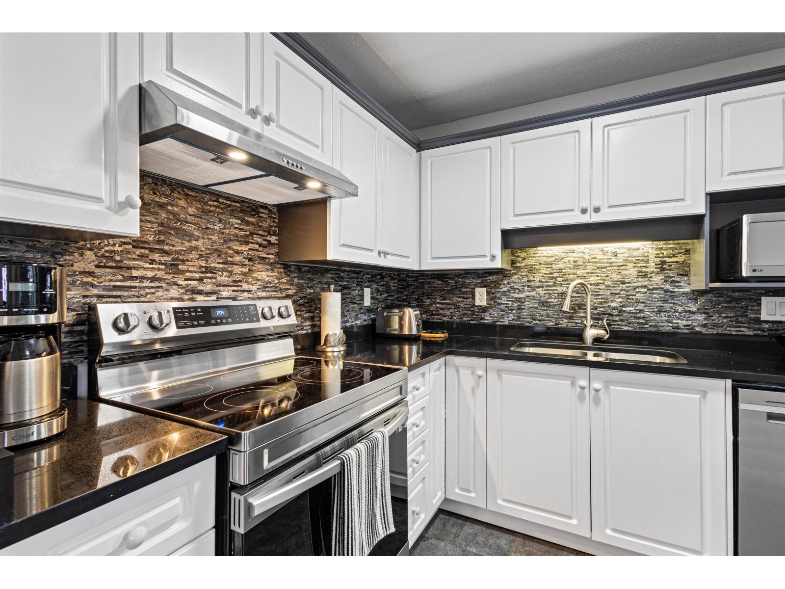 206 32120 Mt Waddington Avenue, Abbotsford, British Columbia V2T 2E8 - Photo 9 - R3072011