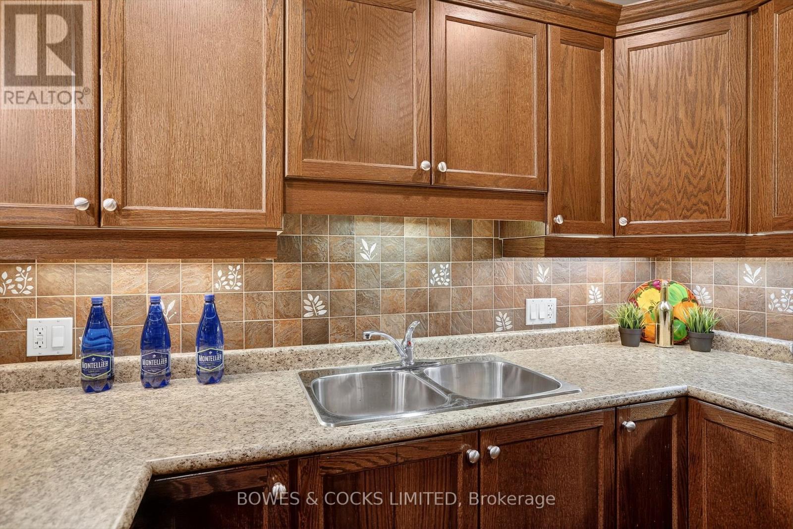 63 - 135 Village Crescent, Peterborough, Ontario  K9J 0A9 - Photo 15 - X12520884