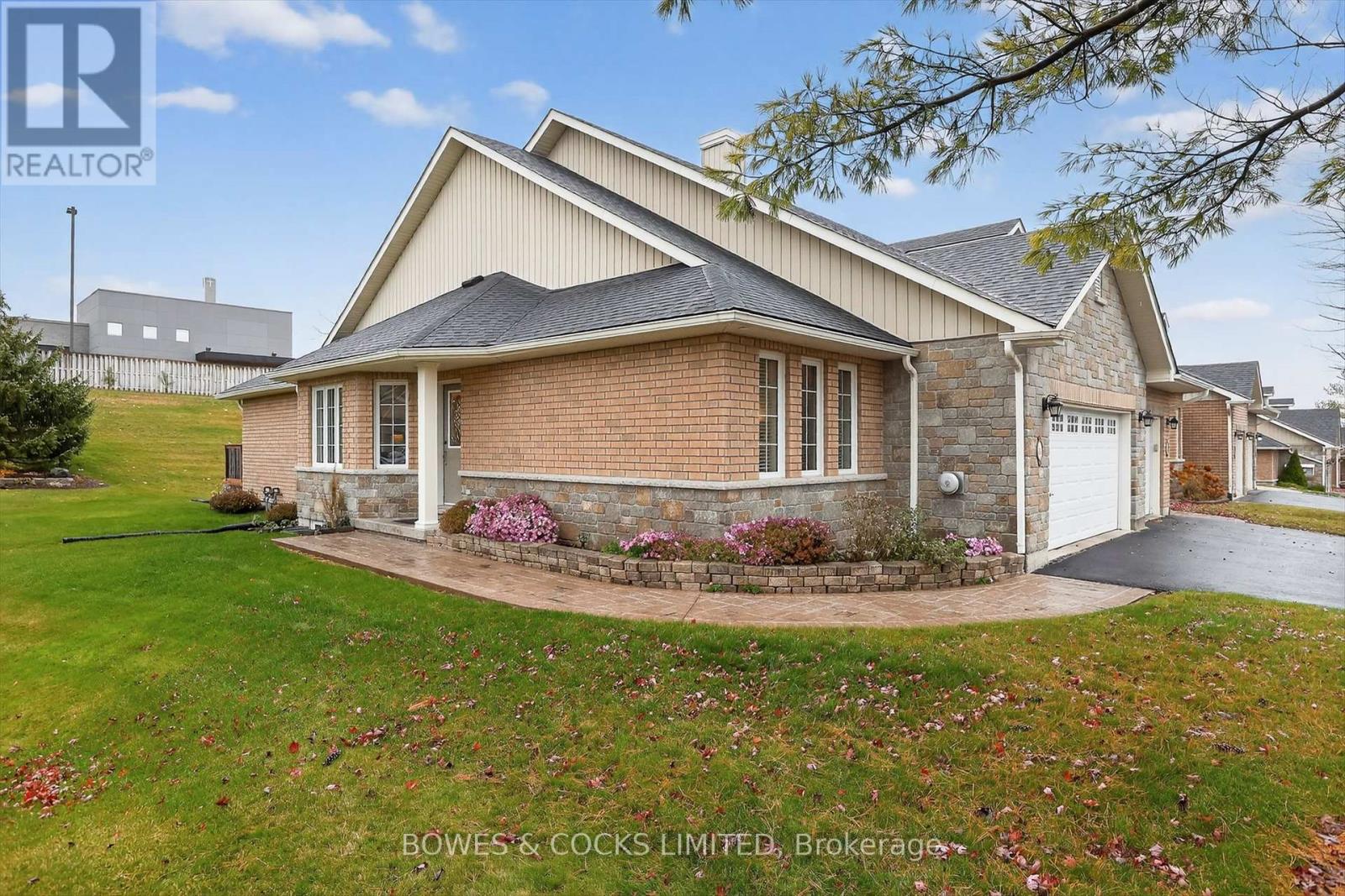 63 - 135 Village Crescent, Peterborough, Ontario  K9J 0A9 - Photo 37 - X12520884