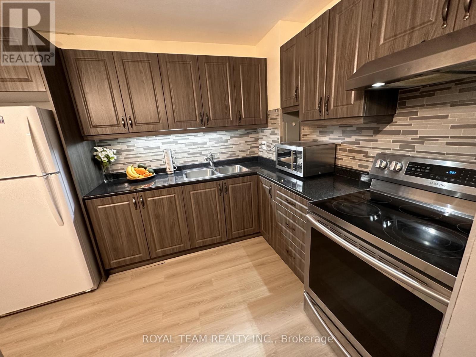 201 - 735 Don Mills Road, Toronto, Ontario  M3C 1S9 - Photo 12 - C12601166