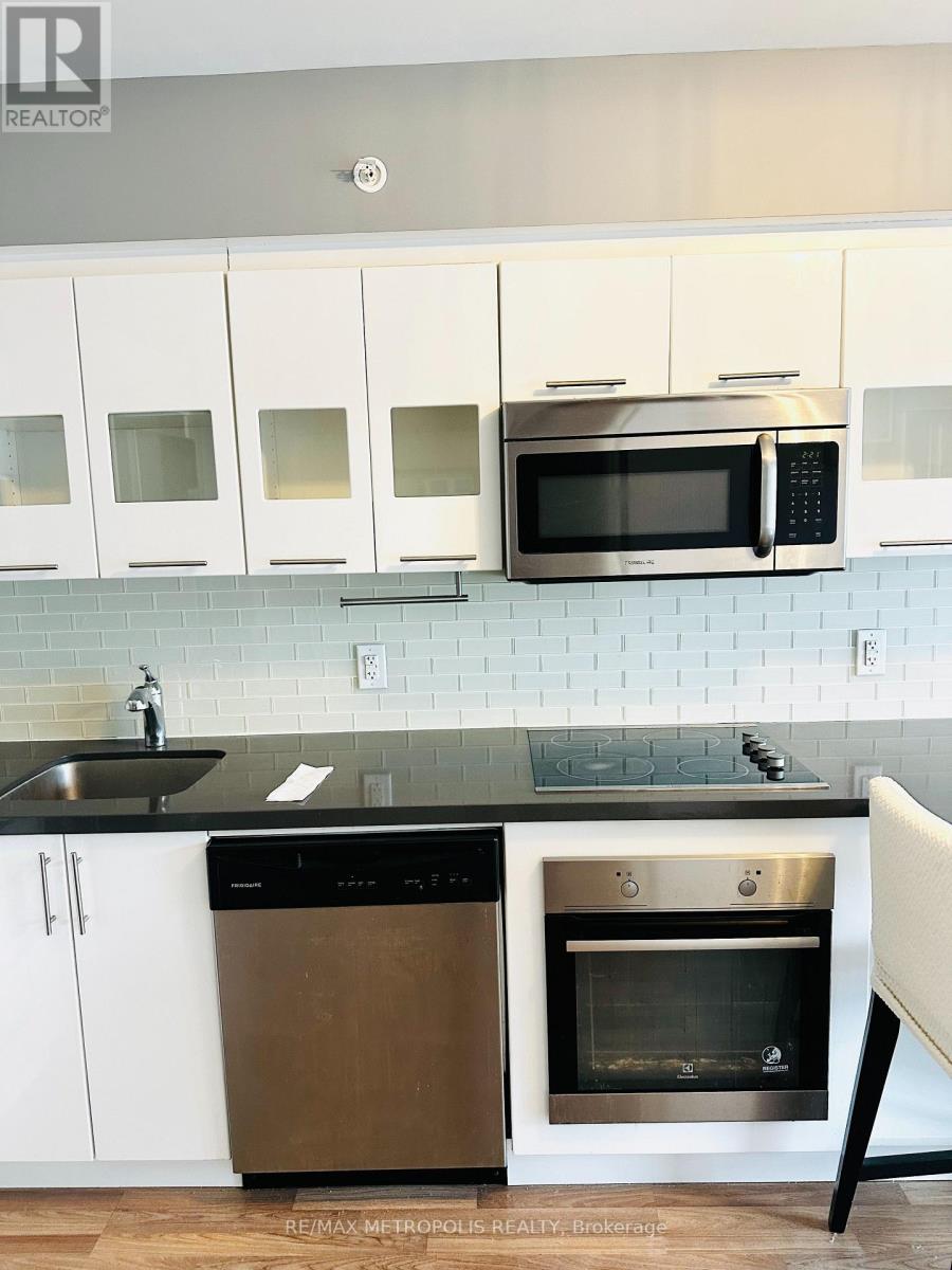 W1205 - 565 Wilson Avenue, Toronto, Ontario  M3H 0C6 - Photo 9 - C12601200