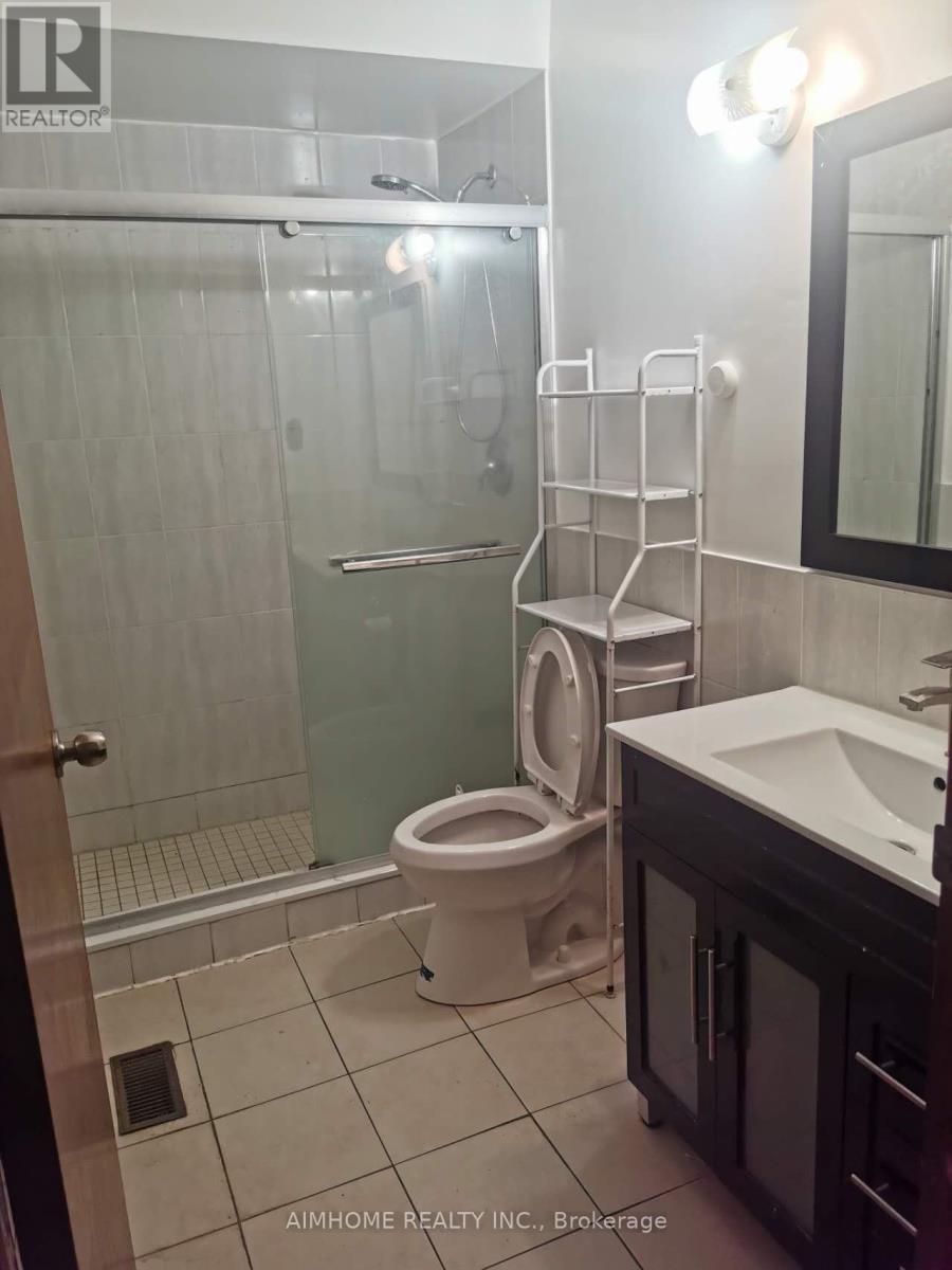 2nd Fl Two Brs - 137a Markham Street, Toronto, Ontario  M6J 2G4 - Photo 5 - C12601204