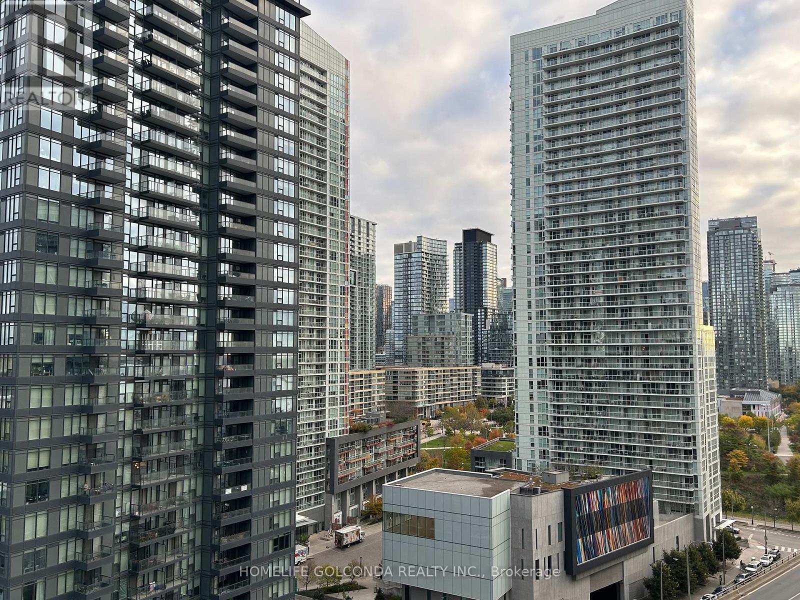 1805 - 19 Bathurst Street, Toronto, Ontario  M5V 0N2 - Photo 13 - C12601284