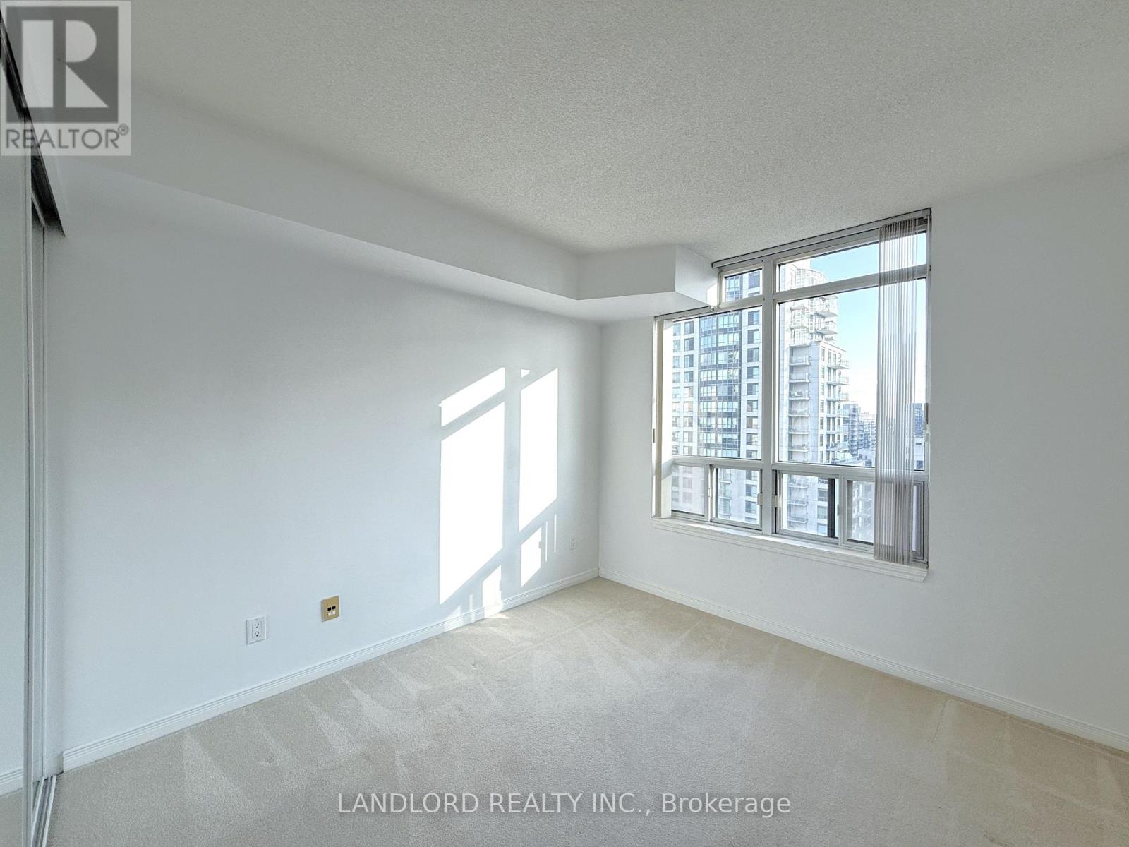 1917 - 8 Hillcrest Avenue, Toronto, Ontario  M2N 6Y6 - Photo 11 - C12601310