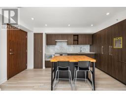 2015 - 17 BATHURST STREET