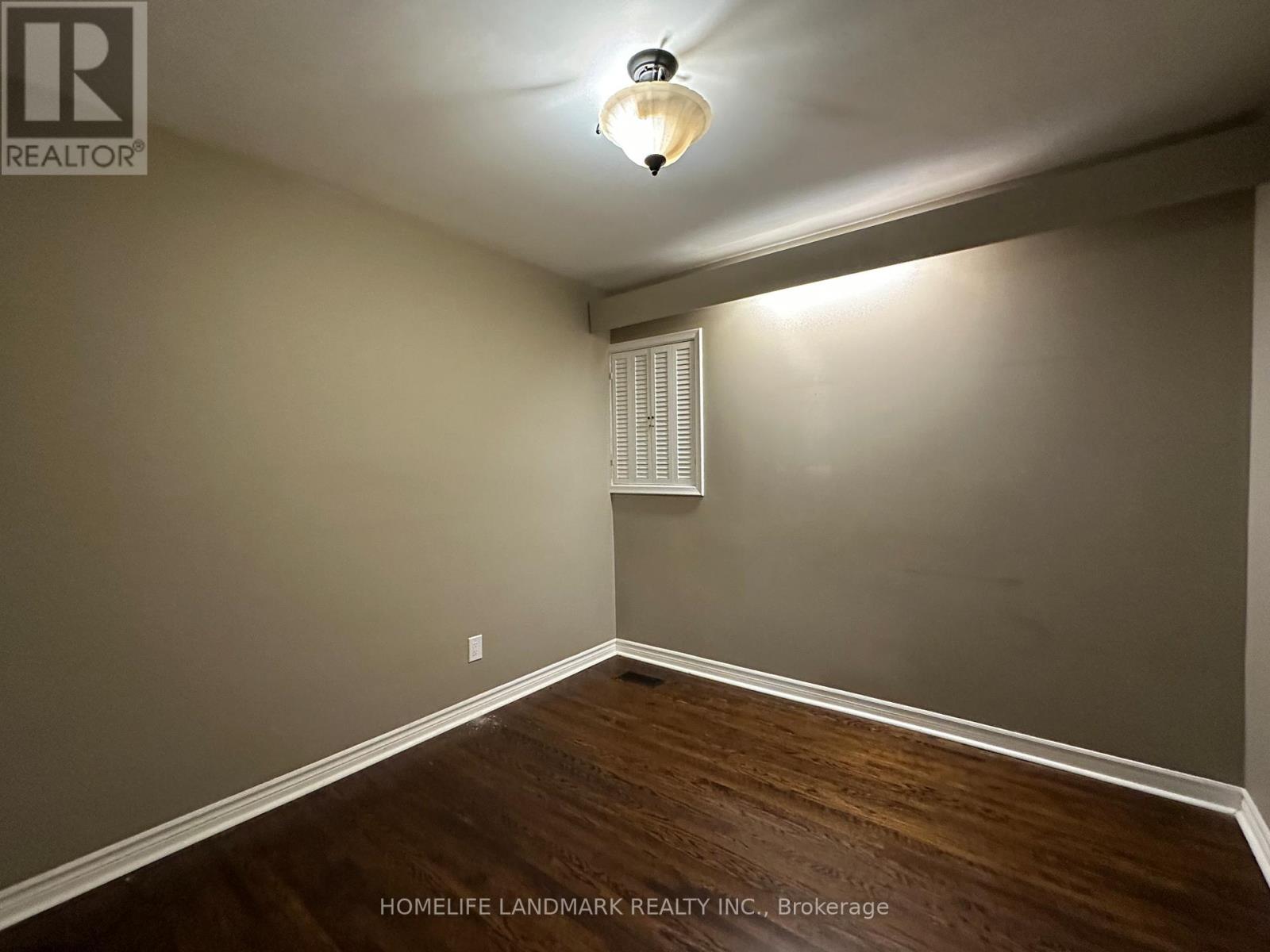 28 Landfair Crescent, Toronto, Ontario  M1J 3A7 - Photo 9 - E12601236