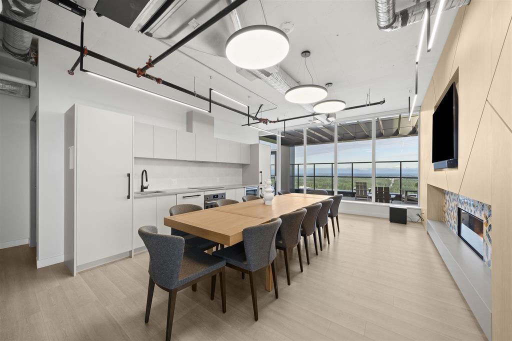 1104 13725 George Junction Avenue, Surrey, British Columbia  V3T 0V7 - Photo 9 - R3071429