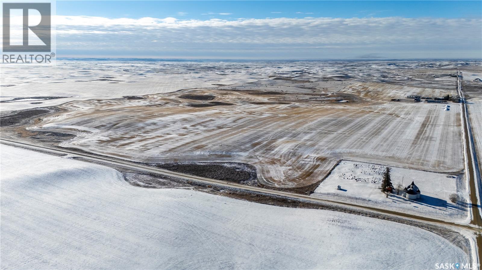 8 Quarters - Kayville, Key West Rm No. 70, Saskatchewan  S0H 2C0 - Photo 5 - SK025036