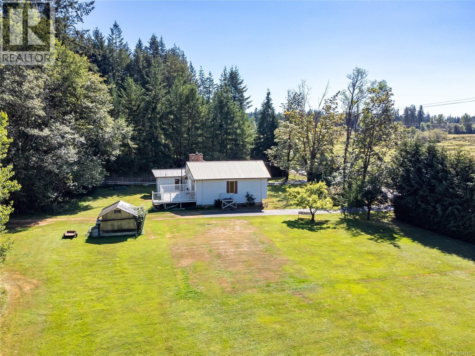 7602 Island Hwy N, Black Creek, British Columbia  V9J 1G3 - Photo 58 - 1021426