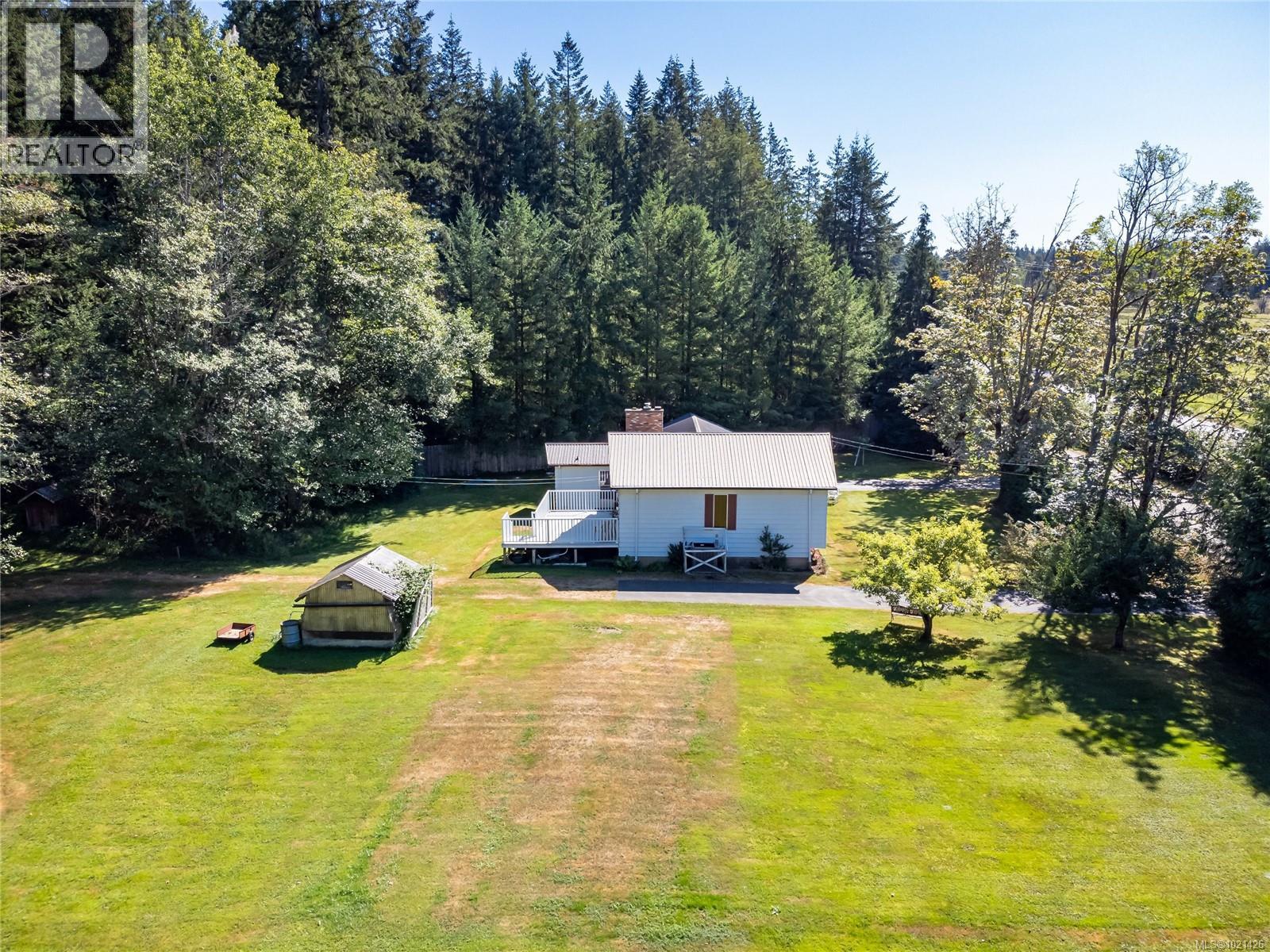 7602 Island Hwy N, Black Creek, British Columbia  V9J 1G3 - Photo 60 - 1021426