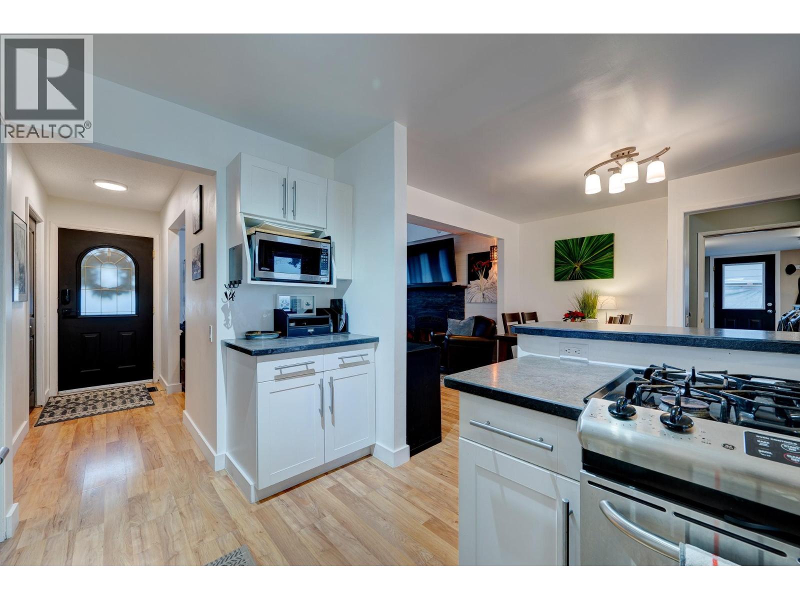 2426 Omineca Drive Kamloops Photo 11 2426 Omineca Drive Kamloops Photo 11