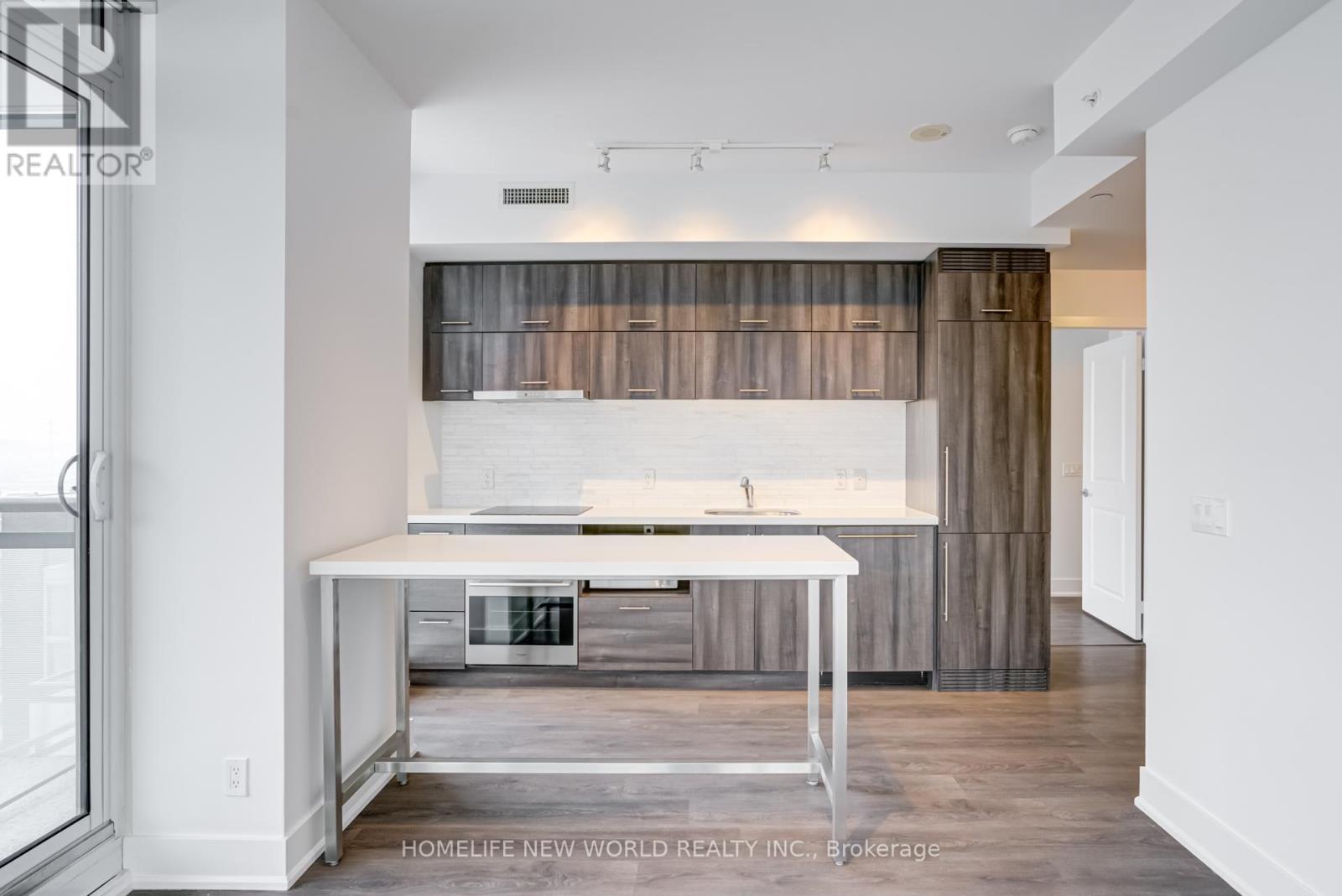 1014 - 8081 Birchmount Road, Markham, Ontario  L6G 1B3 - Photo 5 - N12601162