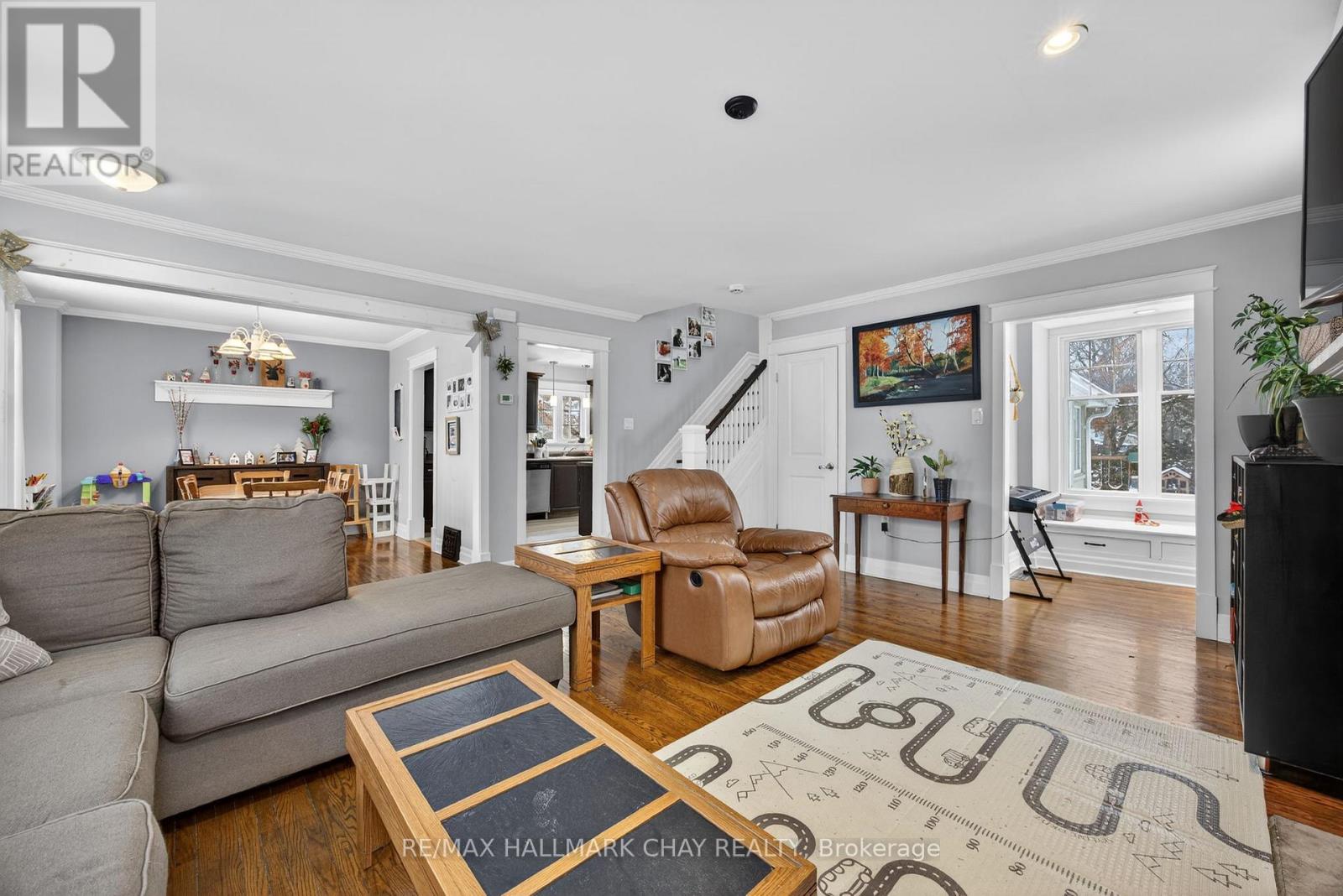 129 Simcoe Street, Essa, Ontario  L0M 1B0 - Photo 21 - N12601370