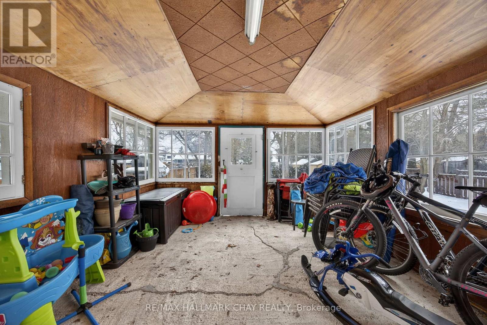 129 Simcoe Street, Essa, Ontario  L0M 1B0 - Photo 36 - N12601370