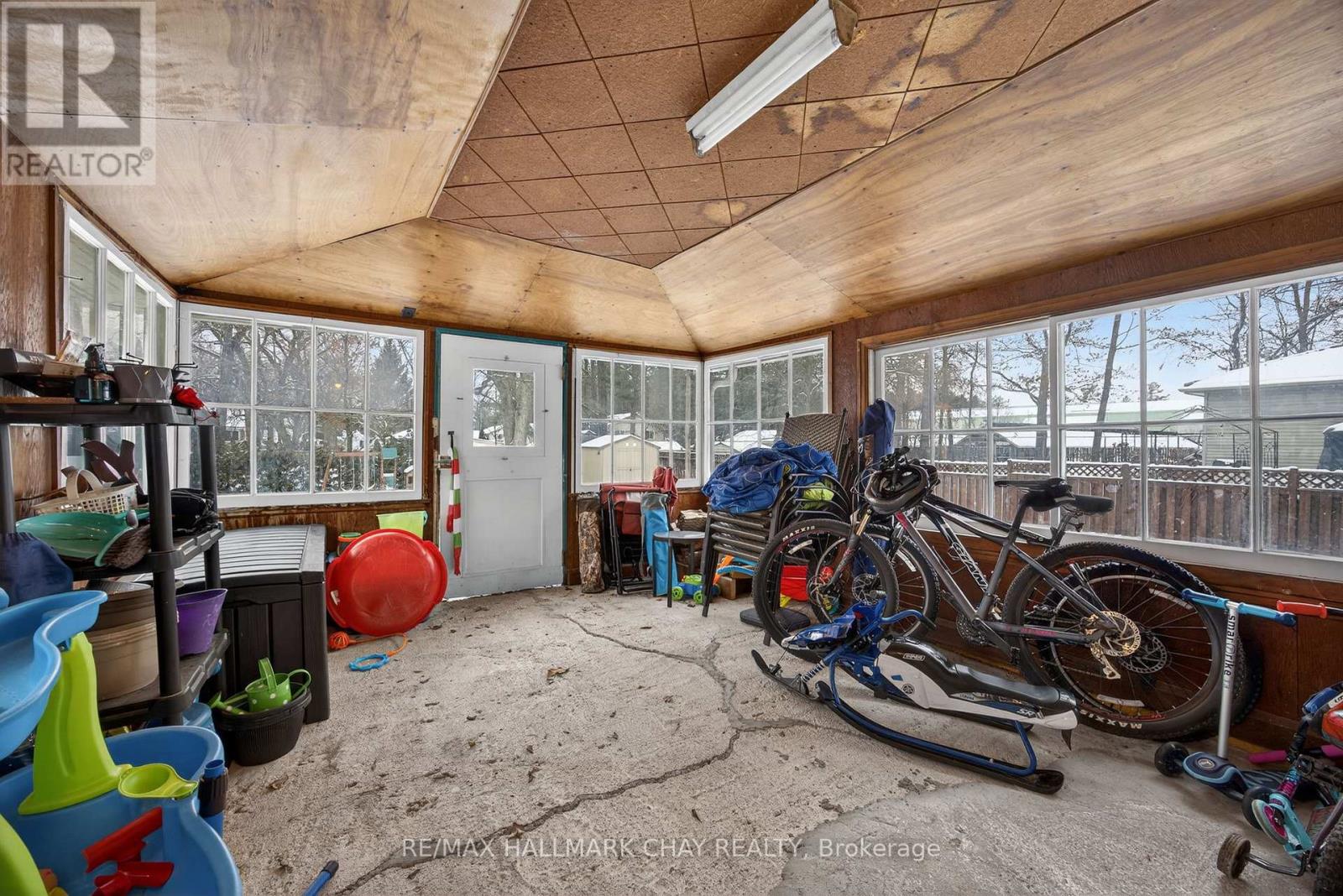 129 Simcoe Street, Essa, Ontario  L0M 1B0 - Photo 37 - N12601370