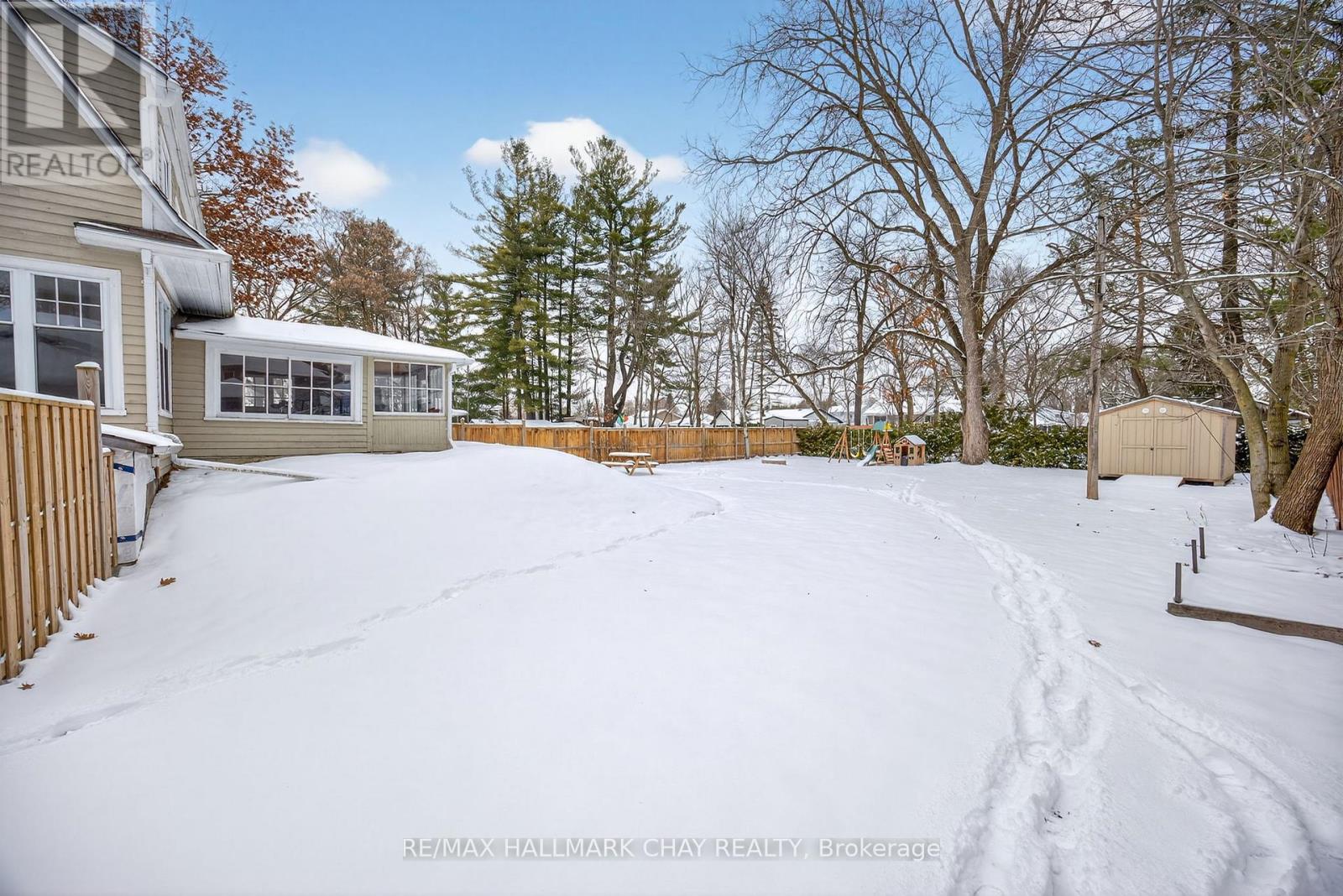 129 Simcoe Street, Essa, Ontario  L0M 1B0 - Photo 39 - N12601370